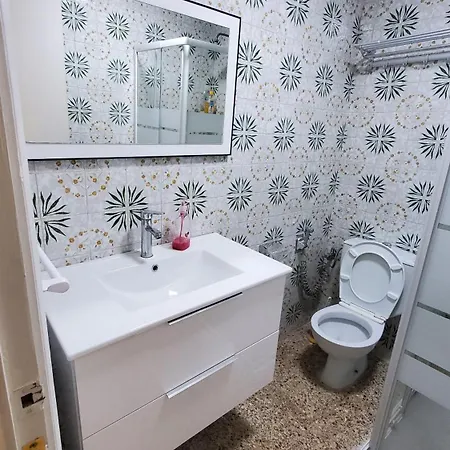 7楼下就是沙滩的好房子 Apartment *